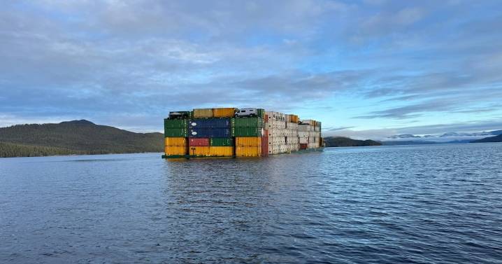 Sinking barge moved to safe harbour, but unloading delayed