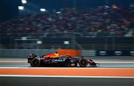 Aprovecha Max Verstappen decisiones de McLaren y se lleva el GP de Qatar