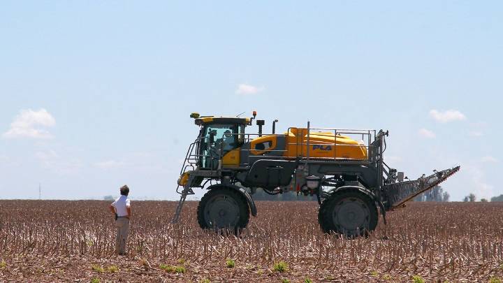 En el tercer trimestre, la venta de sembradoras cayó 30% y la de tractores, casi 15%