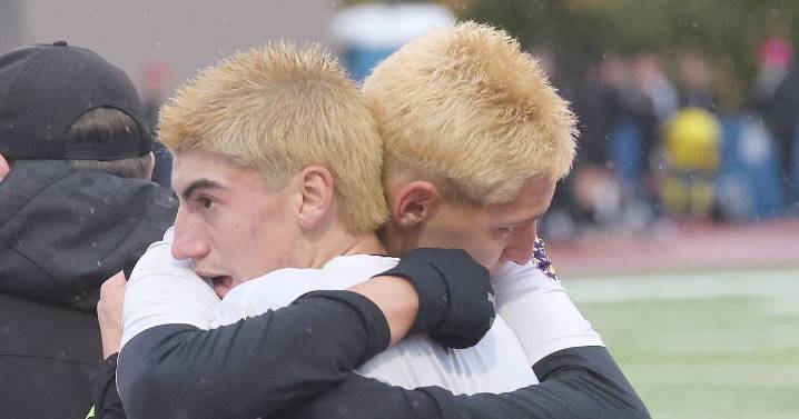 Photos: Mendota soccer falls short to Columbia during the Class 1A State championship