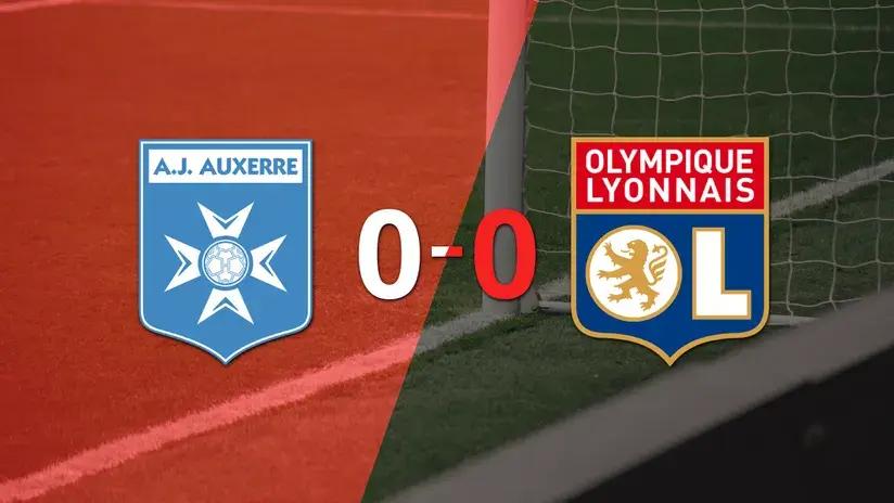 Liga de Francia: Auxerre no pudo con Olympique Lyon y empataron sin goles