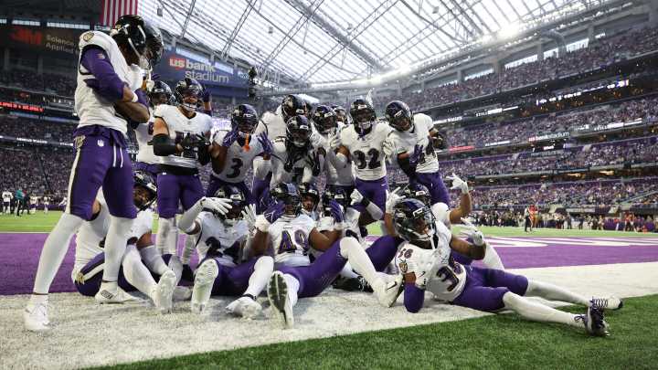 Vikings' three turnovers help Ravens to 27