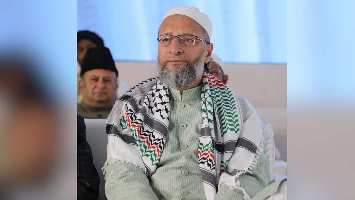 Telangana team in Saudi to oversee last rites of Madinah bus tragedy victims: Owaisi