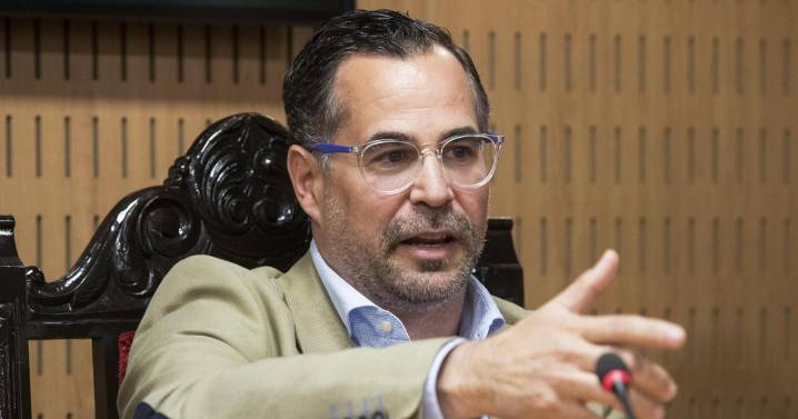 Una notaria certificó la autenticidad de las más de 3 horas grabadas por Stampa en su reunión con la 'fontanera'