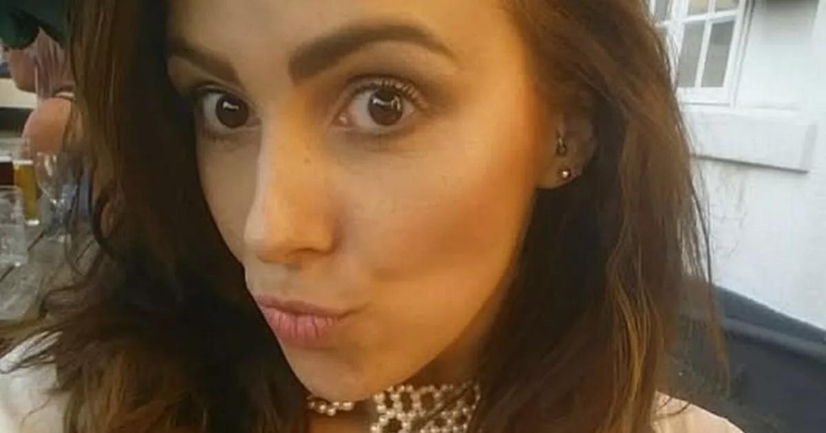 Body of mum, 35, found 'weeks' after death with knife under her pillow