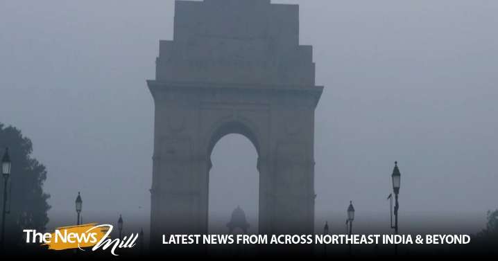 Delhi’s air remains in ‘very poor’ category with persistent smog despite slight improvement in AQI