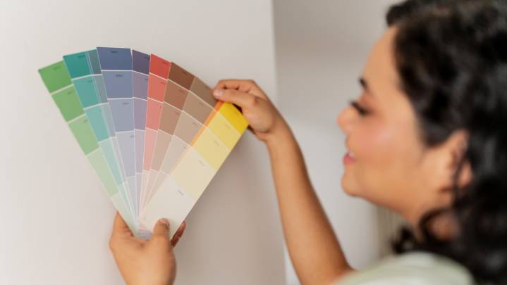 The Shocking Color Category You Should Never Paint An Entryway