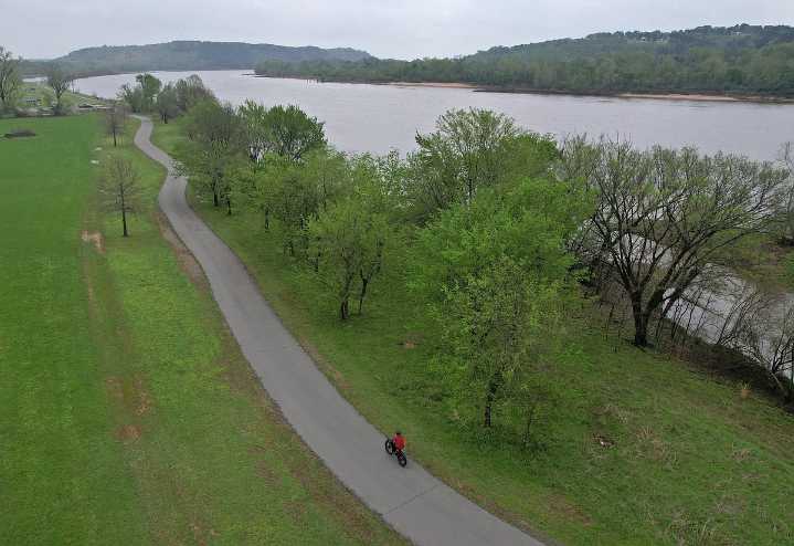 Little Rock officials share plan to close Arkansas River Trail loop