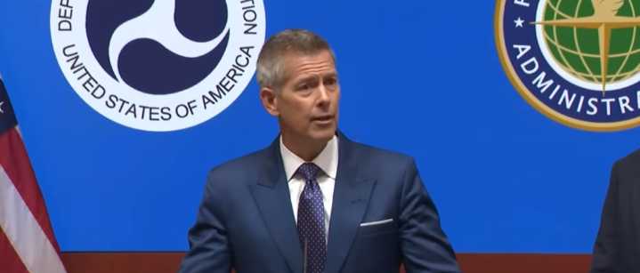 FAA to Slash Flight Capacity by 10% at 40 Major U.S. Airports Starting Friday