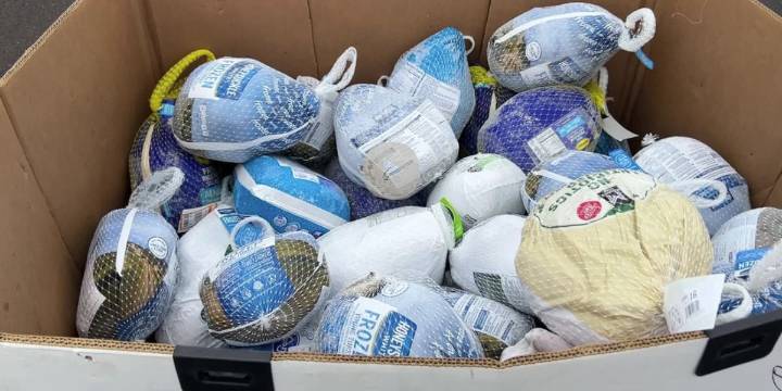 Fort Carson District 8 students, staff help families get their Thanksgiving meals