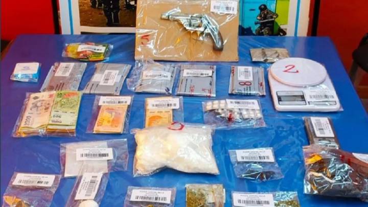 Desarticularon una banda dedicada al narcomenudeo en Zapala: cuatro detenidos