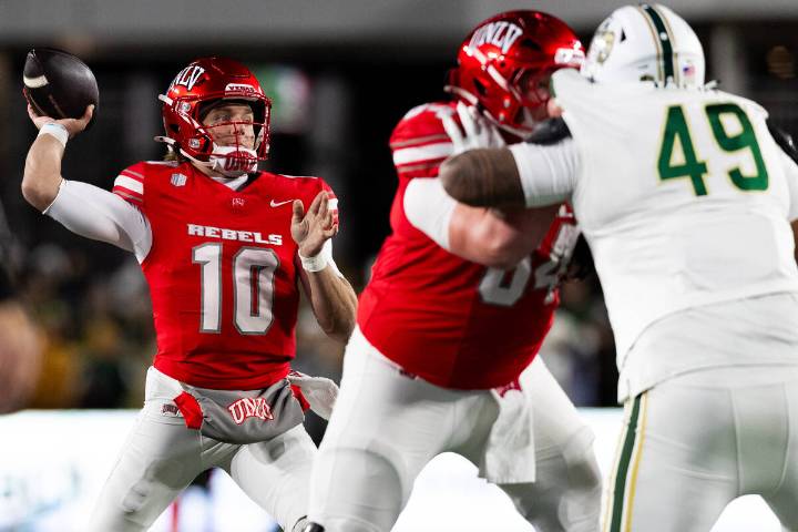 UNLV football blasts Colorado State, snaps 2-game losing streak