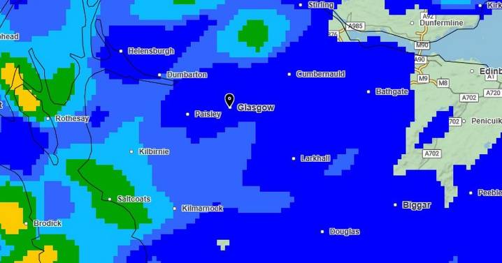 Exact time heavy rain to batter Glasgow - all you need to know about Met Office warning