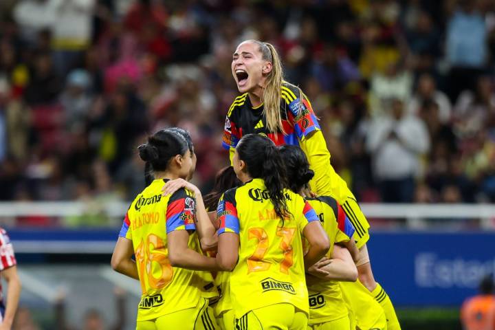 América toma ventaja en el Clásico ante Chivas