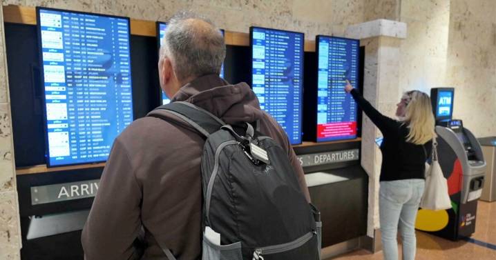 Government shutdown nears record length as Florida airports face widespread flight delays