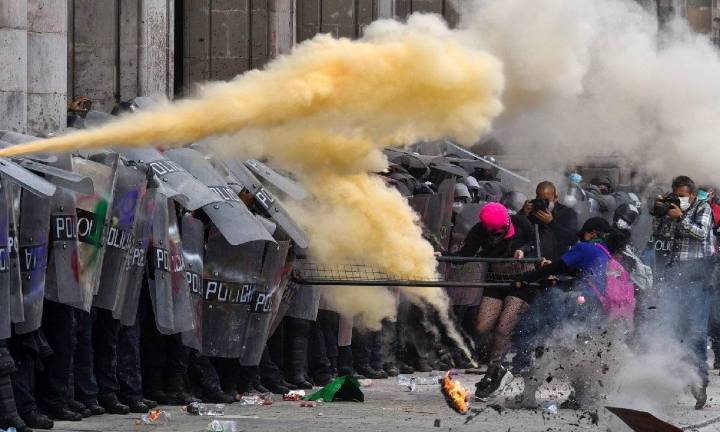 Sheinbaum condena actos violentos en marcha de la Generación Z y llama a protestas pacíficas