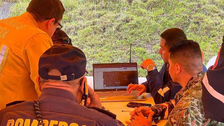 Se intensifica búsqueda de extranjero desaparecido en el Cerro de Guadalupe, en Bogotá