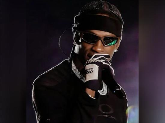 Mobile phones, gold chains worth Rs 18 lakhs stolen at Travis Scott's Mumbai concert Photo Source: ANI [ FULL VIEW ]