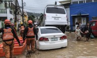 Al menos un fallecido y más de 75.000 evacuados mientras el tifón Kalmaegi cruza Filipinas