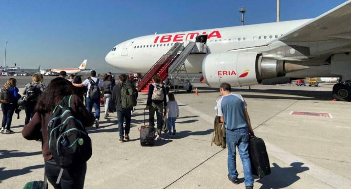 Aerolíneas suspenden vuelos a Venezuela tras alerta de seguridad de EEUU