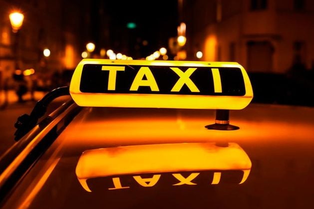 ‘Poor late-night transport’ the biggest obstacle to enjoying NI cities, says Minister