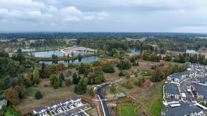 Former golf course turned park in north Eugene nears opening