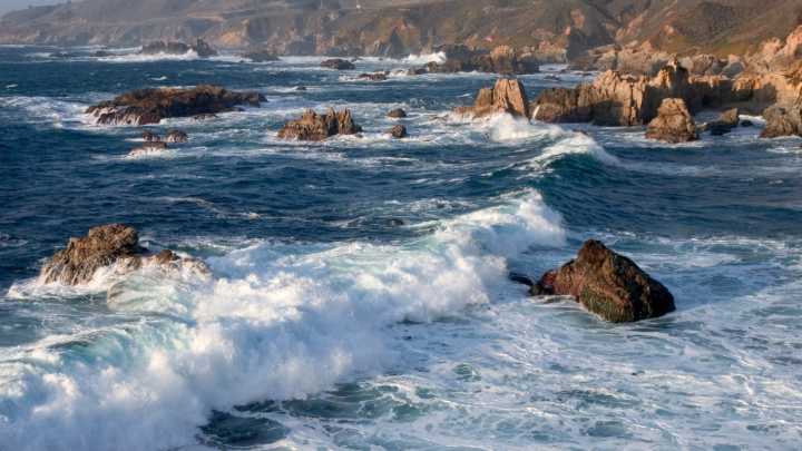 One dead, 5-year-old missing after family is swept away by large waves in Big Sur