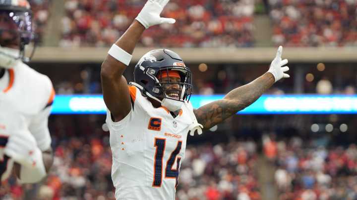 What channel is Sunday Night Football on? Broncos at Commanders TV