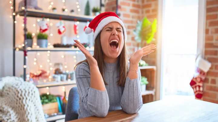 Qué significa que una persona no quiera festejar Navidad, según la psicología