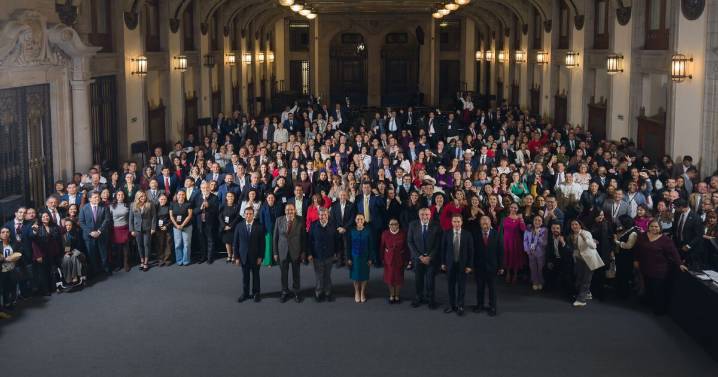 Sheinbaum agradece a legisladores afines por aprobar “reformas del bienestar”