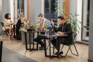 Seasonal workers counting on holiday paychecks to stay afloat