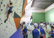 El rocódromo de Villaviciosa abre sus puertas con el reto de potenciar la cantera