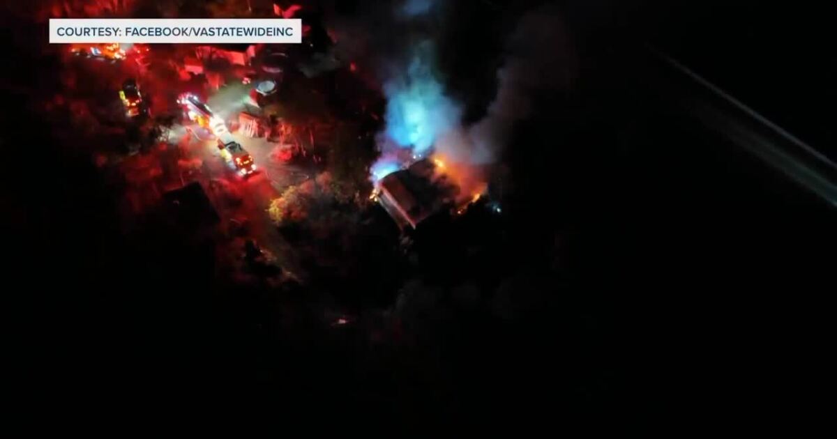 No injuries after barn goes up in flames in Chesterfield