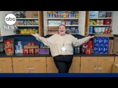 Teacher packs lunches for her students impacted by shutdown