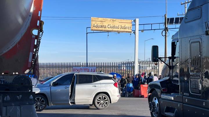 Instalan mesas de negociación para reabrir puentes y frenar el daño económico a Juárez