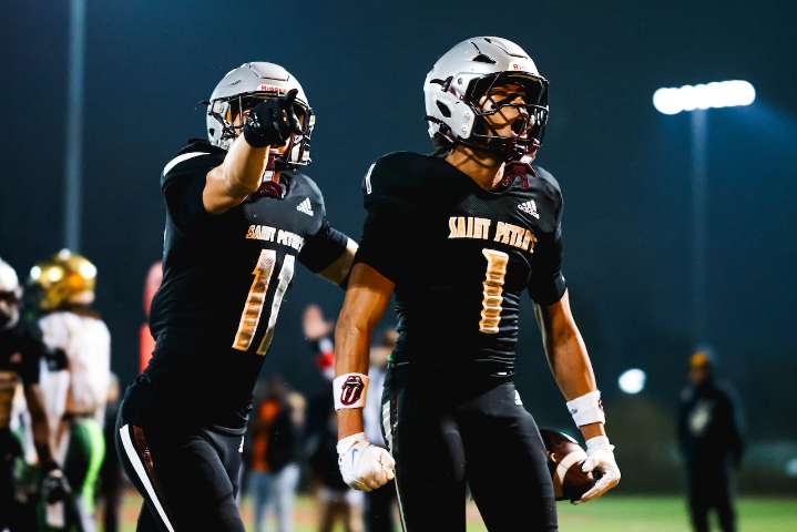Football photos: NPA semi - No. 2 St. Joe (Mont.) at No. 4 St. Peter’s Prep, Nov. 21, 2025