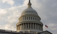 El Senado de EE.UU. vota a favor de poner fin al cierre del Gobierno