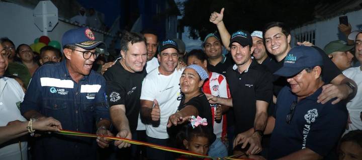 Las Flores, cerca de estar 100% pavimentada, destacó el alcalde Char