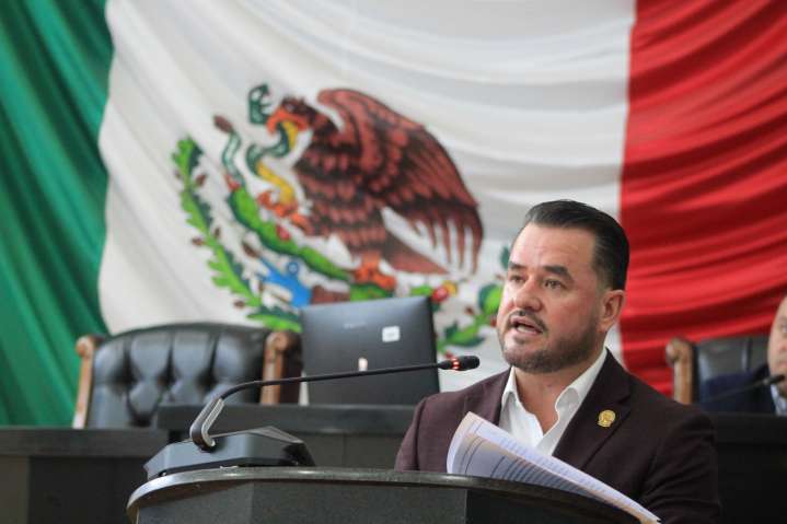 Va Morena por ley que impida recortes al presupuesto educativo en Chihuahua