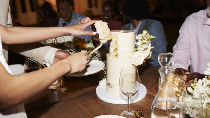 The Elegant Southern Wedding Cake Tradition Meant To Bring Good Luck