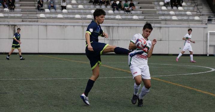 El Pabellón derriba  la muralla del Lérez (3