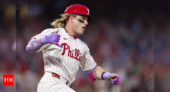MLB trade rumors: Philadelphia Phillies could sign $80 million Chicago Cubs superstar as outfielder or first baseman to improve title odds
