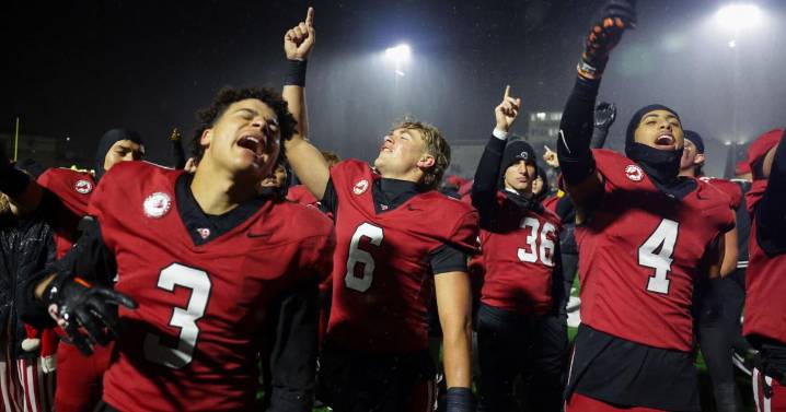 Week 13: Bixby secures 12th straight state title berth; Owasso takes down Jenks. See our complete coverage.