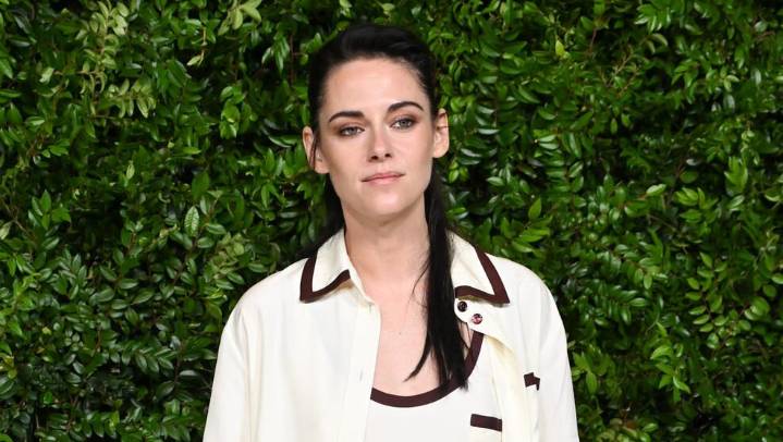 Kristen Stewart Calls "State Of Emergency" On Hollywood's Gender Gap