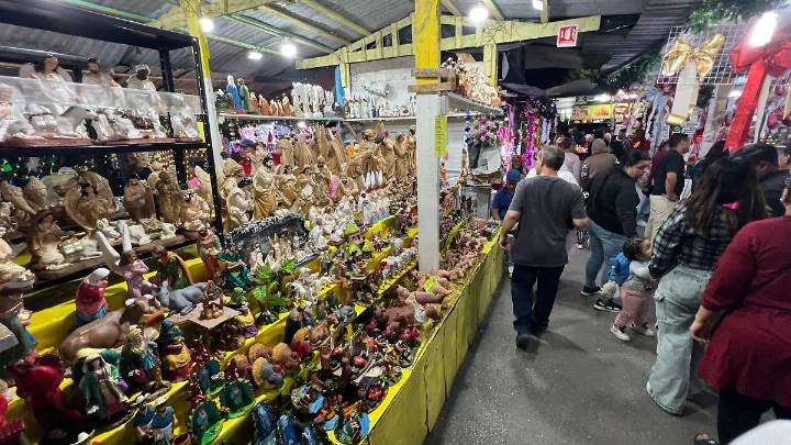 “Mercadito Navideño” guarda tradición, historias y antaño recuerdos
