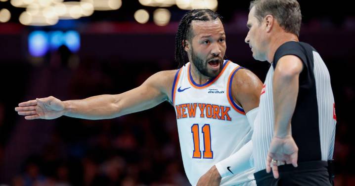 Brunson scores 33 as Knicks rout Hornets 129