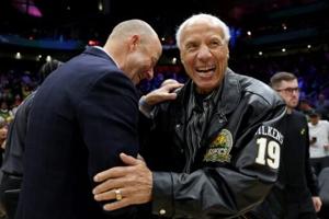 Lenny Wilkens, Basketball Hall of Famer as player and coach, dies