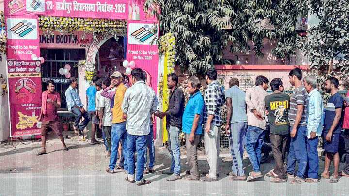 Bihar sees 64.66% turnout in Phase 1 polls: Both NDA and Mahagathbandhan claim victory