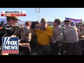 BREAKING: Rioter mob charges police outside Chicago