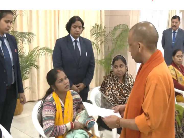 Mother seeks help, CM Yogi ensures urgent treatment